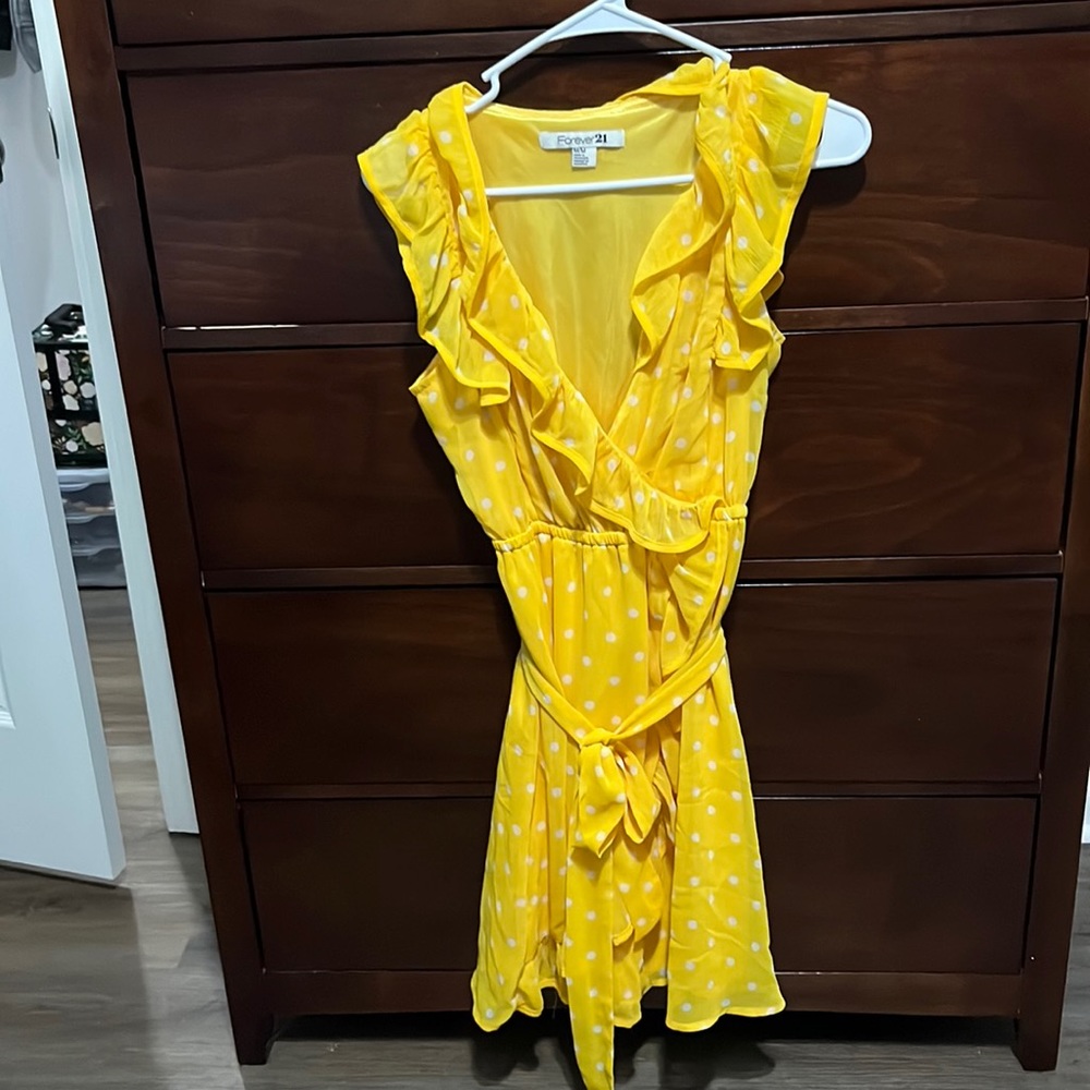 Yellow dress
